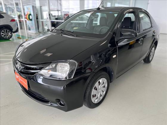 TOYOTA ETIOS 1.5 XS SEDAN 16V FLEX 4P AUTOMÁTICO TOYOTA ETIOS 1.5 XS SEDAN 16V FLEX 4P AUTOMÁTICO